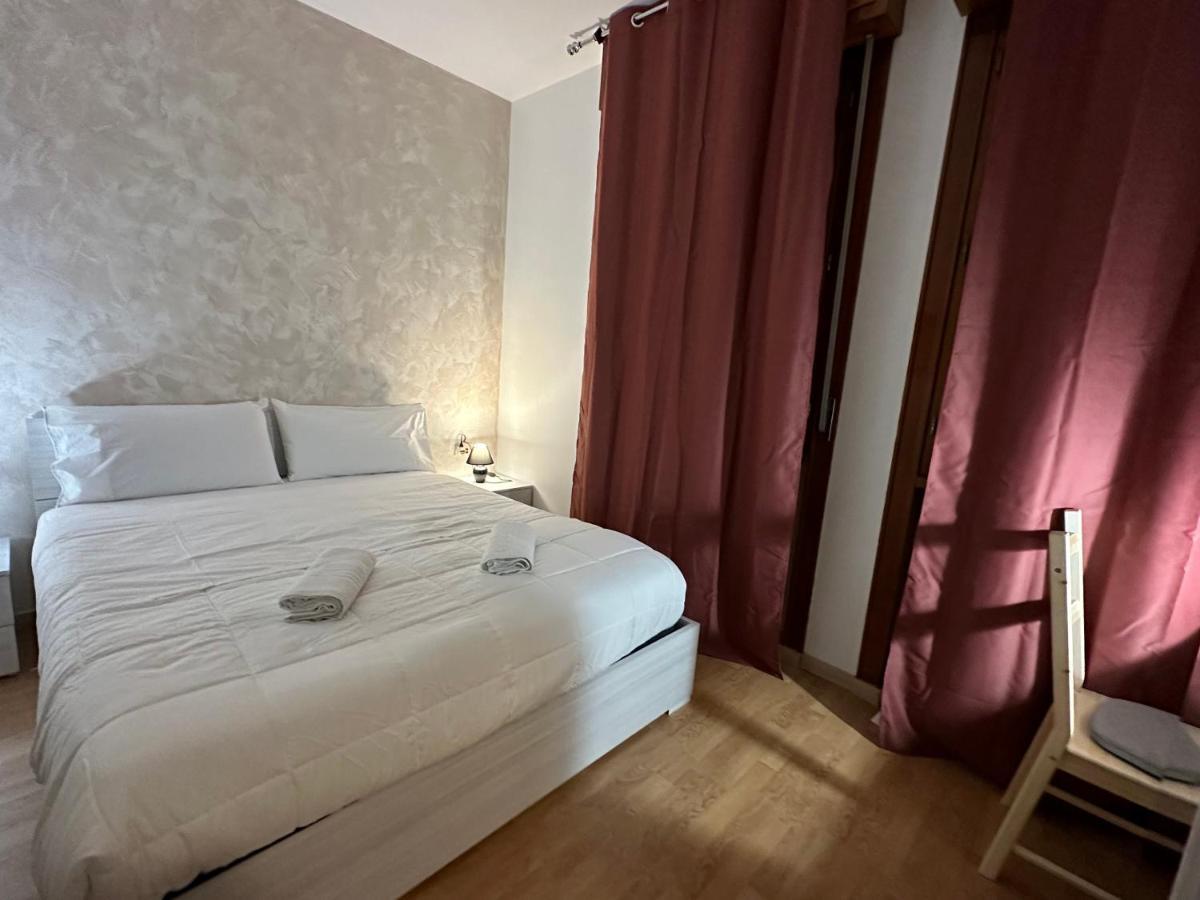 Leone D'Oro 2 - Milano Street Hotel Mestre Buitenkant foto